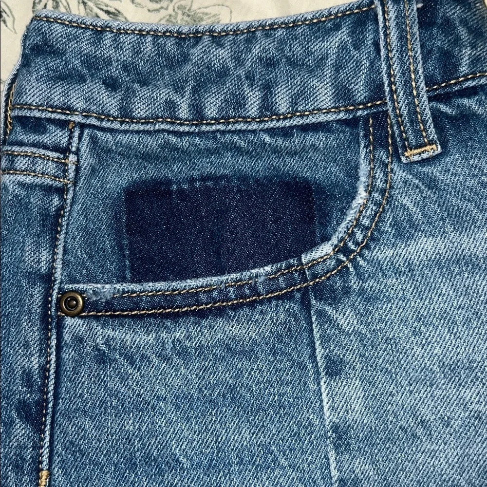 Trendy Distressed Blue Denim Shorts